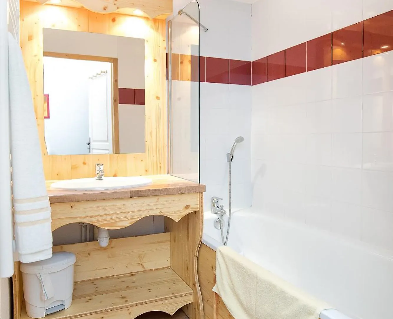 Hameau 3 203 - SPA & PISCINE appartement 4 pers Orelle